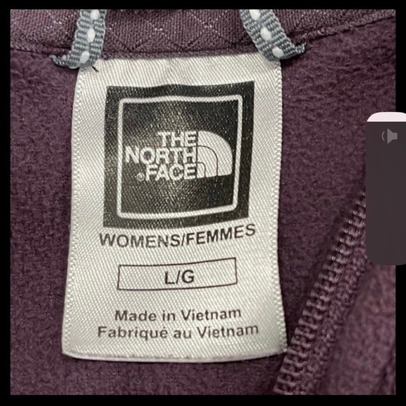 The North Face quarter zip in a size large - Picture 10 of 11